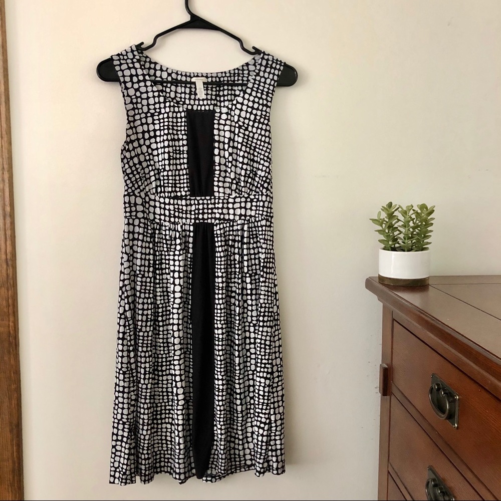 Soma Black and White Sleeveless Dress